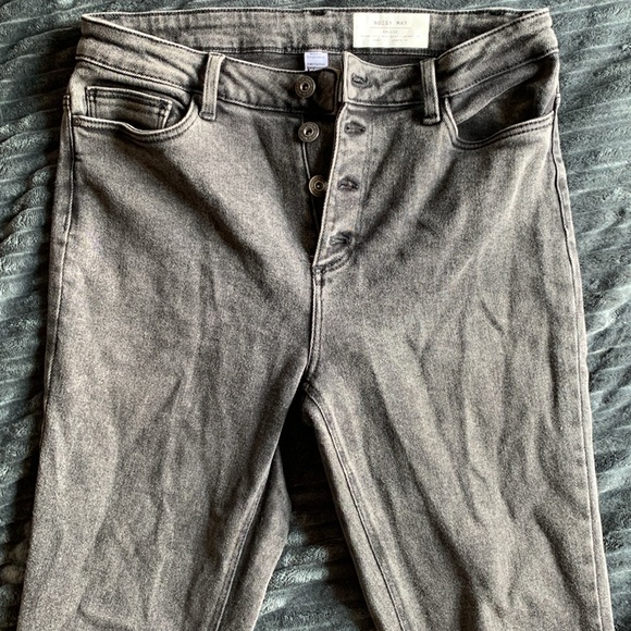 Noisy May Callie Skinny Jeans in Acid Black. Size 31x30. - Picture 2 of 6